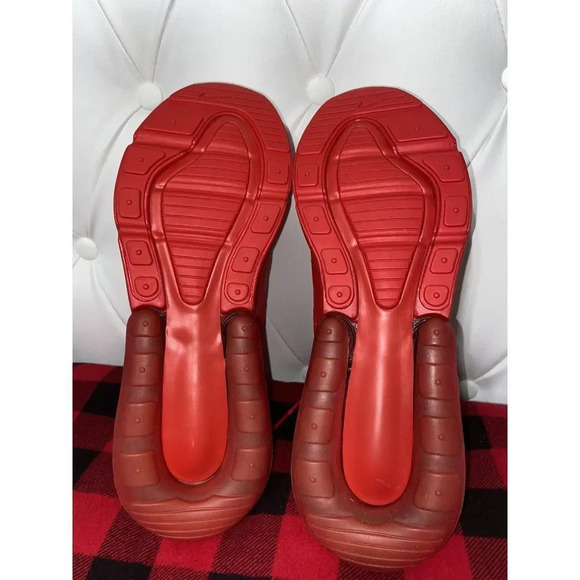 Nike Air Max 270 University Triple Red Men's Size 10 BRAND NEW - Picture 7 of 12